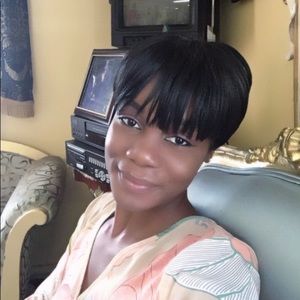 Meet Your Posher, Danielle B.